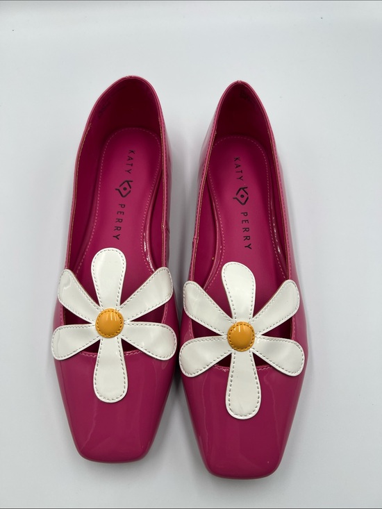 Katy Perry Collections Shoes - Katy Perry Evie Daisy flat shoes pink cute patent flower slip-on women new 9.5